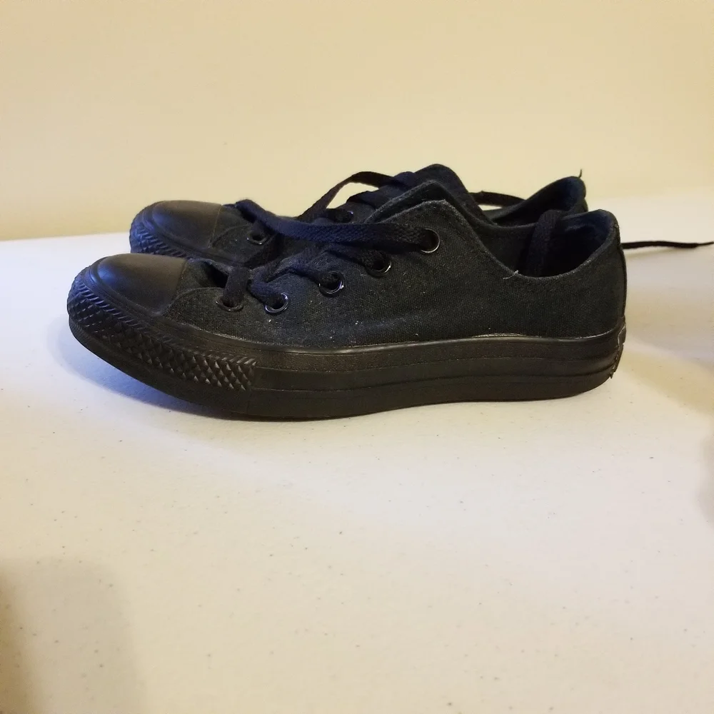Kids Converse Black All Star Low Top Sneaker Youth Unisex Size 3 Skater